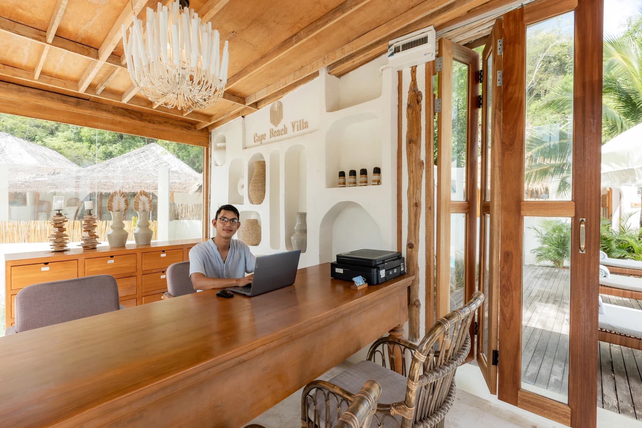 Cape Beach Villa an einem ruhigen, sanft abfallenden Sandstrand am stillen Ende der Bucht, Koh Samui