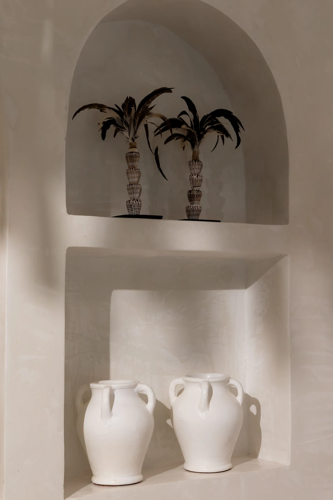 Comfort Villa — Boho-Wohnzimmer mit Rattan-Sitzgelegenheiten (Villa Ginger) — photo 29