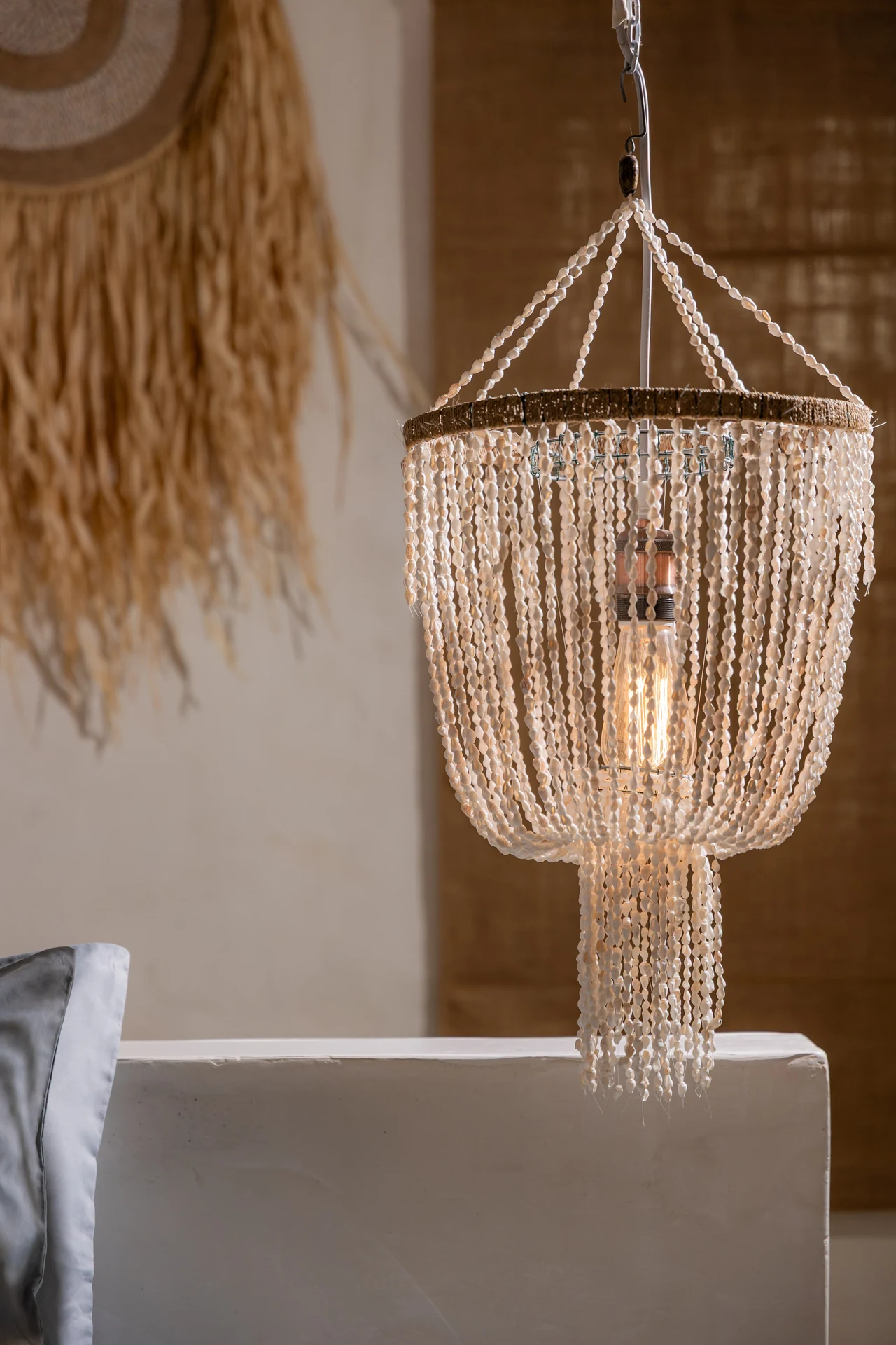 Comfort Villa — Boho-Wohnzimmer mit Rattan-Sitzgelegenheiten (Villa Ginger) — photo 37