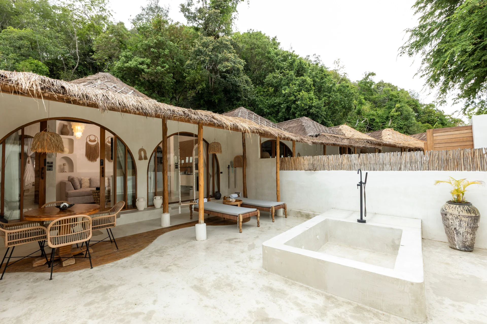 แฟมิลี่วิลล่า (Villa Rose) — วิลล่าสองห้องนอนที่ Cape Beach Villa เกาะสมุย — photo 31